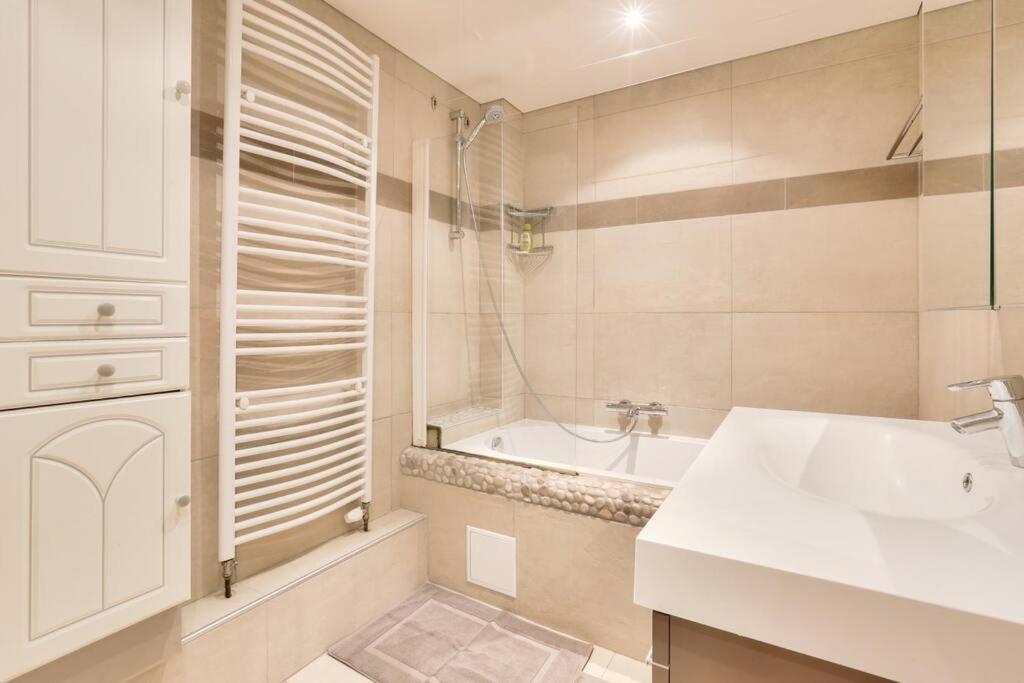 Appartement Spacieux Au Coeur De Strasbourg Estrasburgo Exterior foto